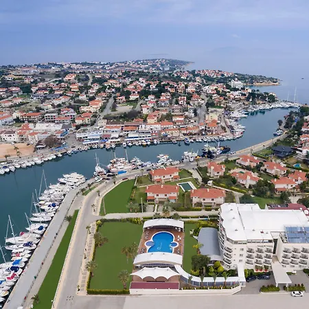 Sisus 4* Çeşme