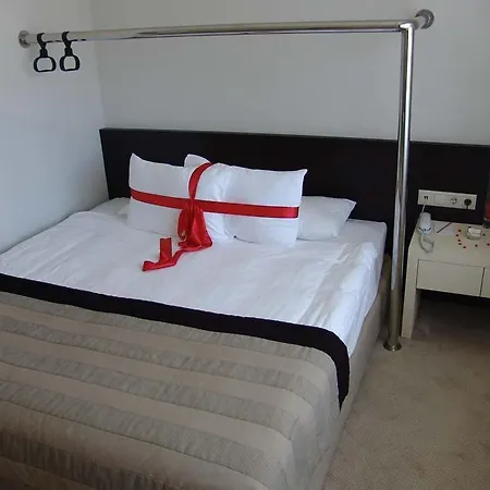 Hotel Sisus