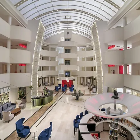 Sisus Hotel 4*